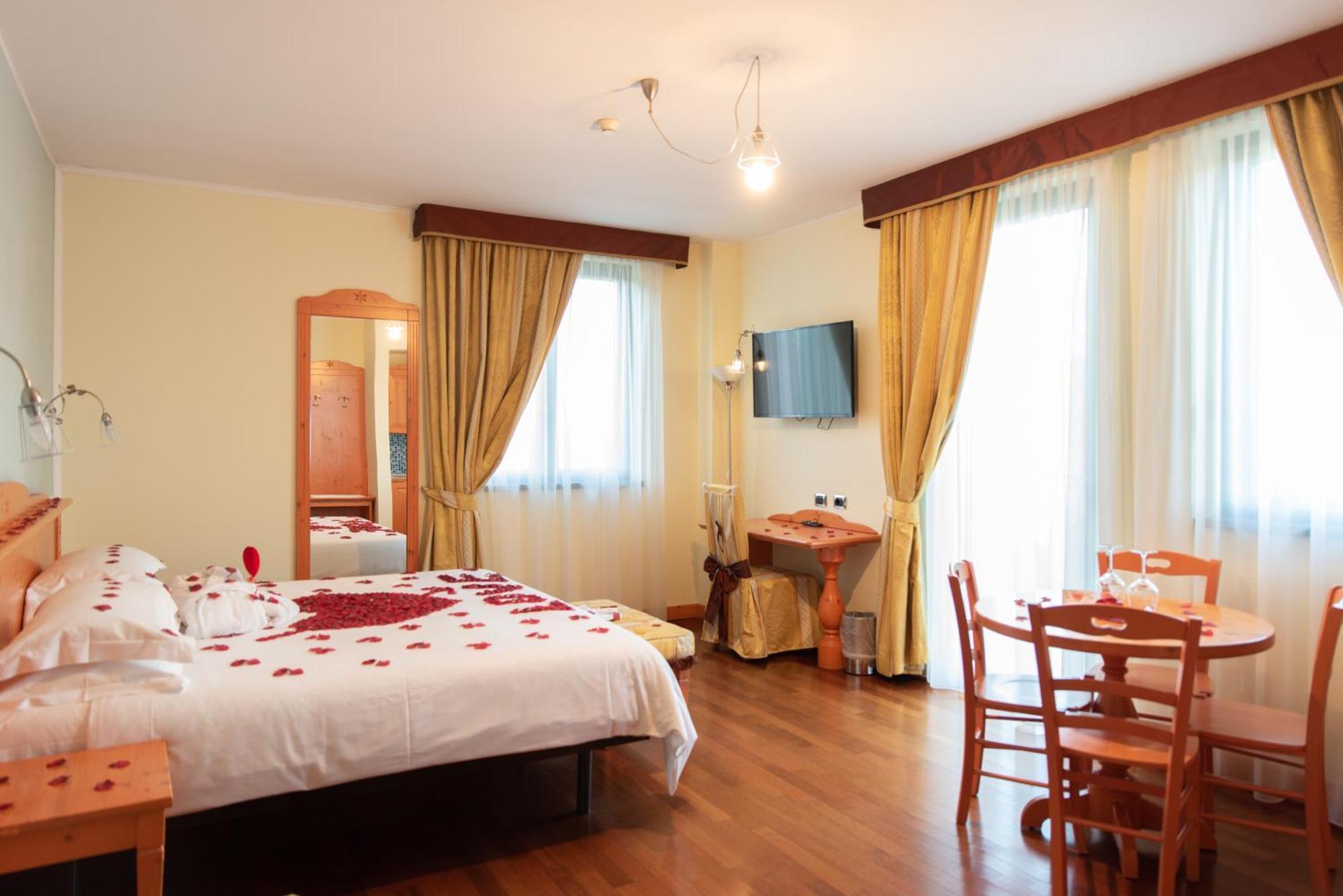 Hotel Residence Montelago Ternate  Εξωτερικό φωτογραφία