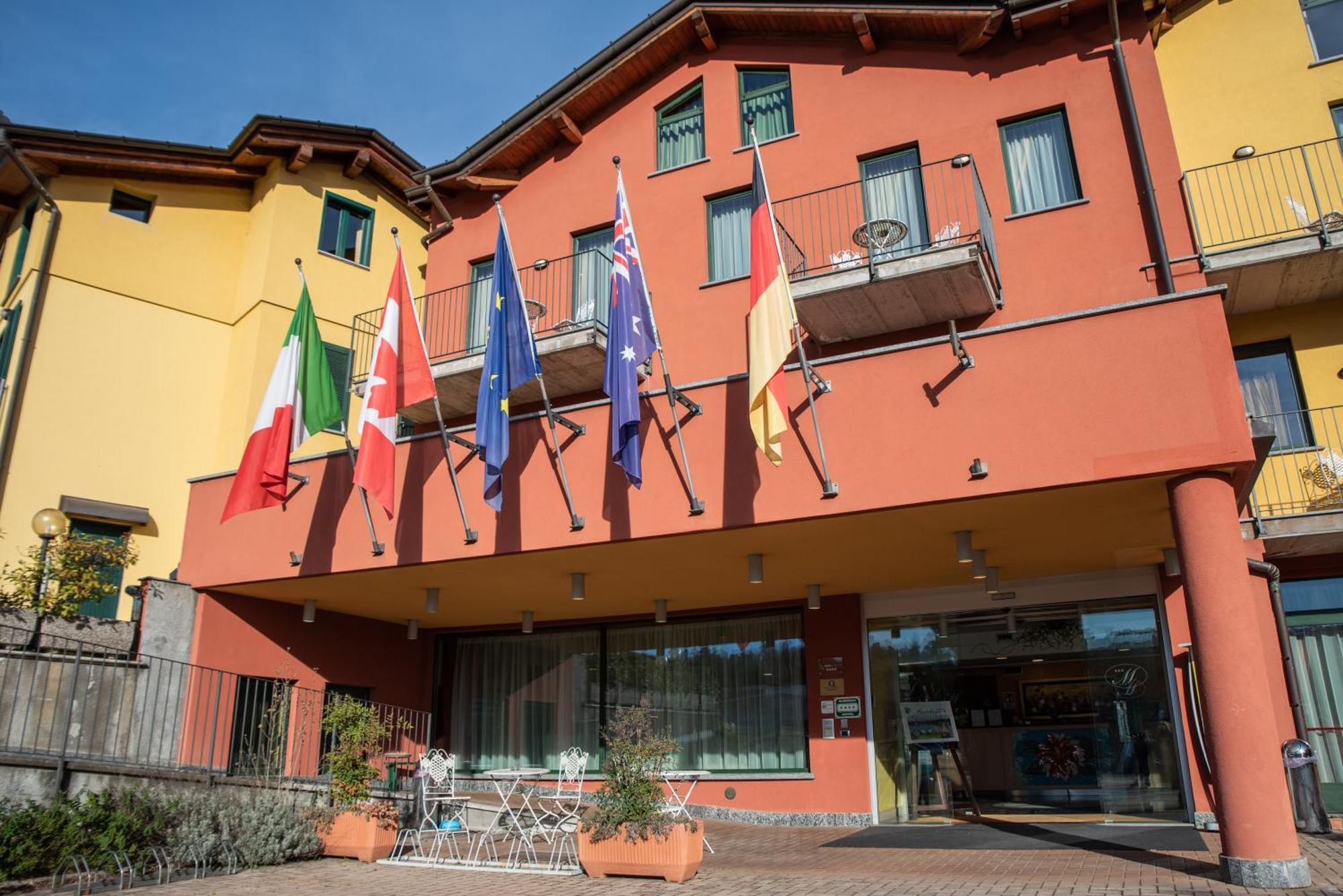 Hotel Residence Montelago Ternate  Εξωτερικό φωτογραφία